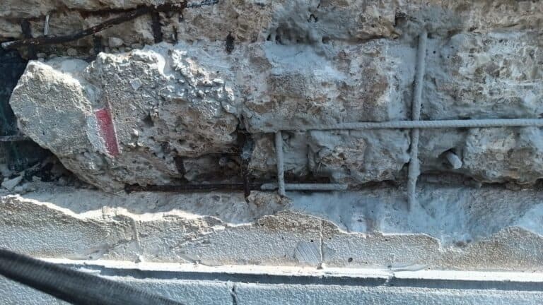 תיקון סגרגציה בבטון, שיקום בטון וחיזוק אריחים בסנפלינג