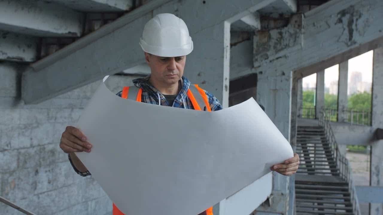 שיקום מבנים בגובה בסנפלינג — בלי פיגומים